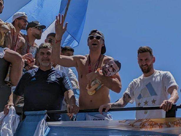 九游娱乐-大马丁：非常尊重姆巴佩，梅西退役后他会拿金球奖