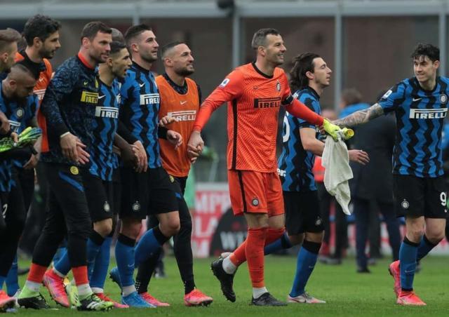 九游娱乐下载-完美国米击溃疲惫米兰!德比3球差距是争冠分水岭?