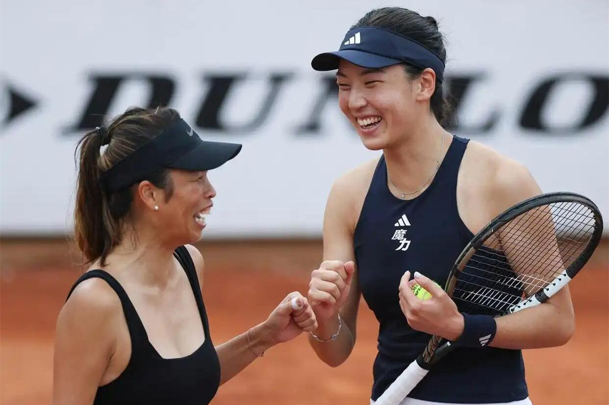 九游体育app下载-又美又能打！王欣瑜女双2-0轻松闯关：24岁中国莎娃闪耀法网